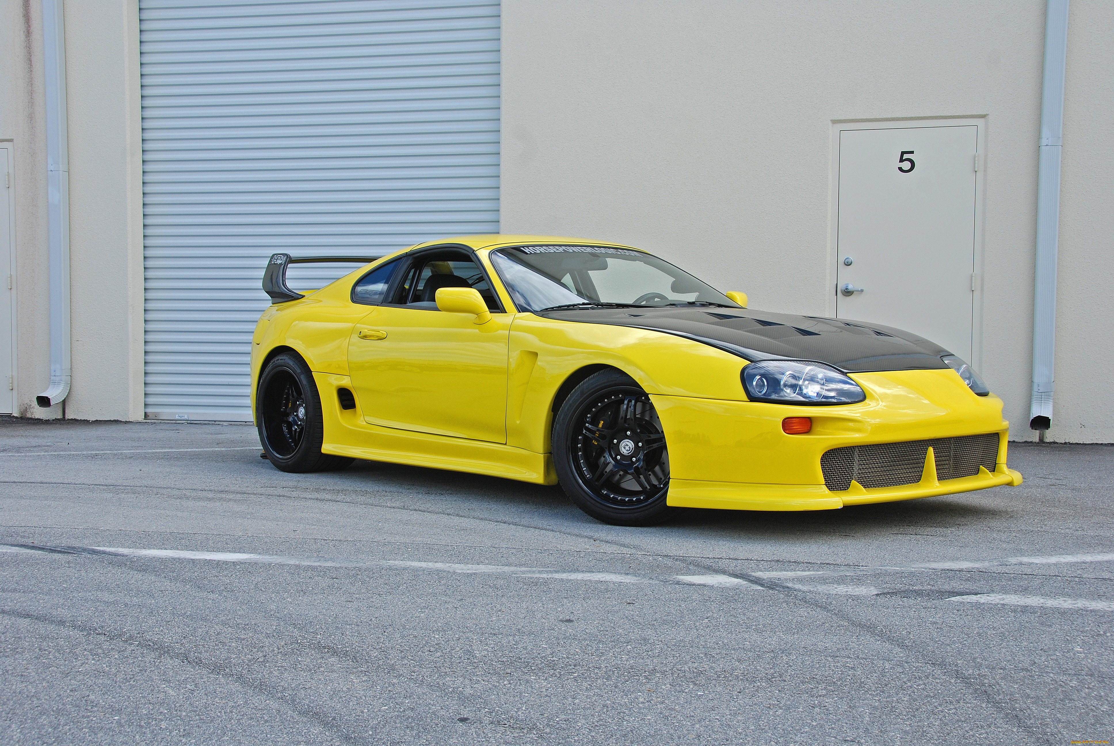 Супру машина. Toyota Supra mk4. Toyota Supra Mark 4. Toyota Supra желтая. Yellow Supra a80.